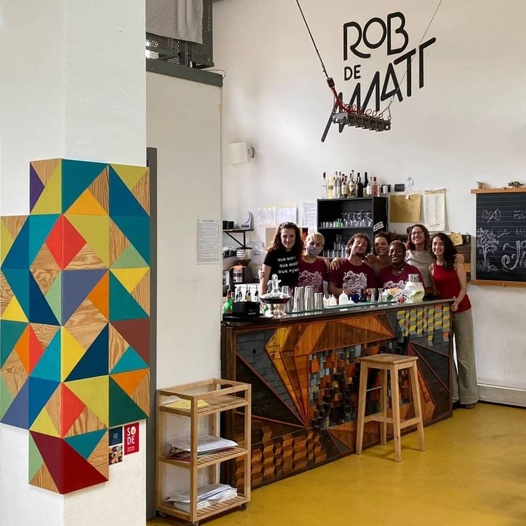 Beabarcas - SoDe + Rob de Matt decorazione a mano su mattonelle di legno wooden tiles